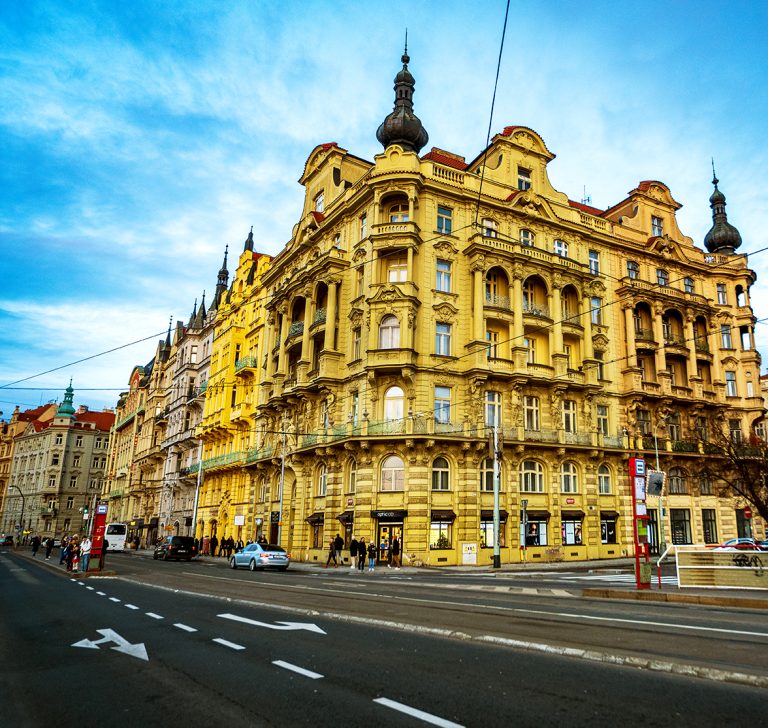 04HOADE_PRAGUE