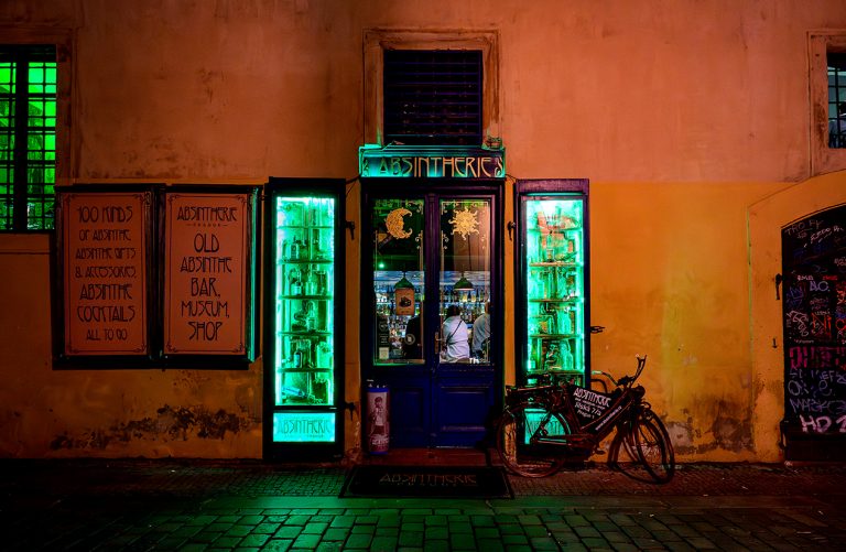 05HOADE_PRAGUE